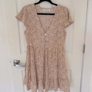 Petal and Pup size 8 knee length, flowy dress